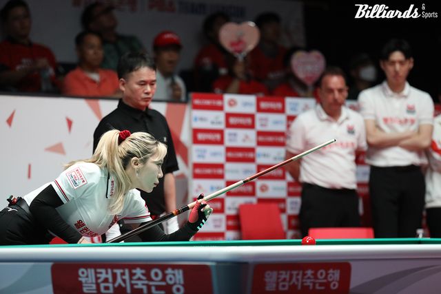 김예은은 2세트 여자복식 승리 후 6세트 여자단식에서 승리를 거두며 3-3 동점을 만들었다.