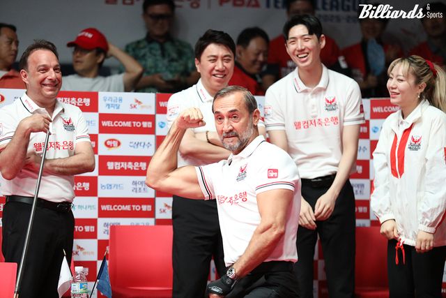 3세트 남자단식에서 세미 사이그너(웰컴저축은행)가 승리하며 2-1로 역전했다.&nbsp;