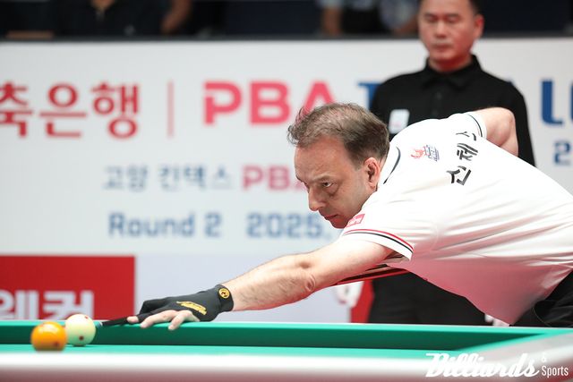 5세트에서 '전 멤버' 서현민을 11:10 1점 차로 꺾은 다니엘 산체스(웰컴저축은행).