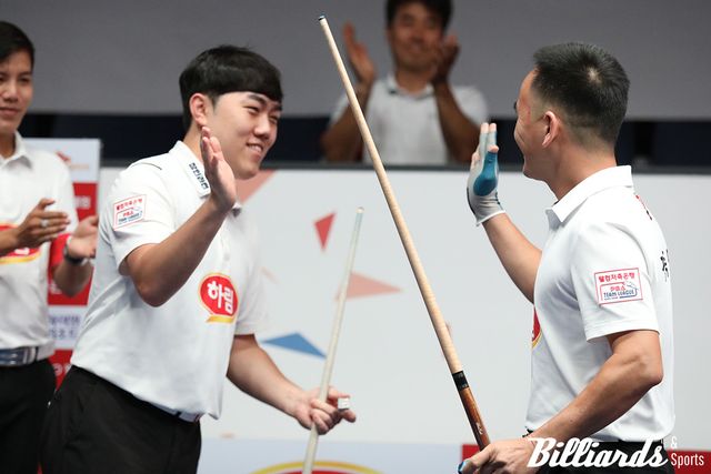 1세트에 좋은 호흡을 보여준 김준태-쩐득민(하림).