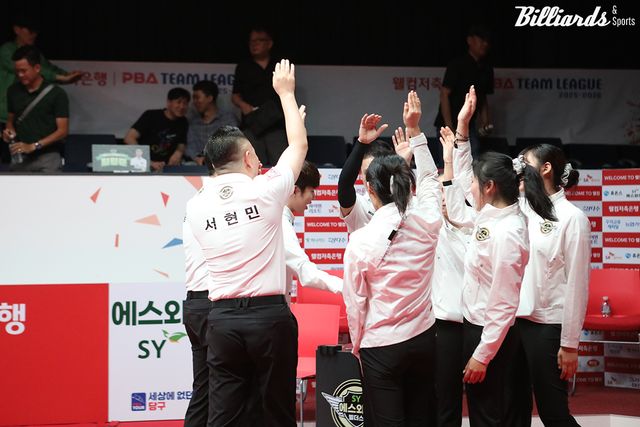 에스와이가 2라운드 마지막 경기에서 우리금융캐피탈 4-3으로 승리를 거두고 유종의 미를 거뒀다.&nbsp; 사진=고양/이용휘 기자