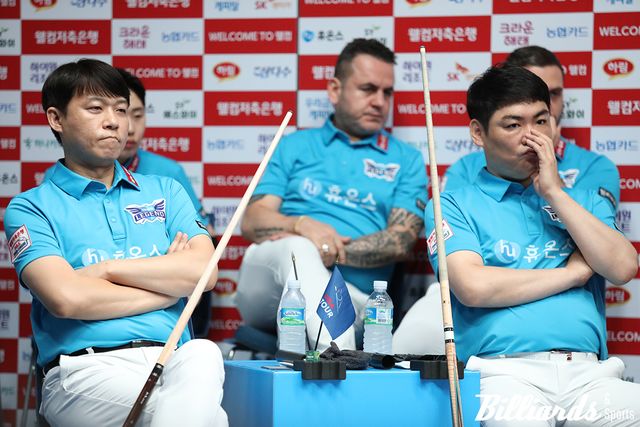 복식세트를 주로 뛴 최성원과 이상대(휴온스)