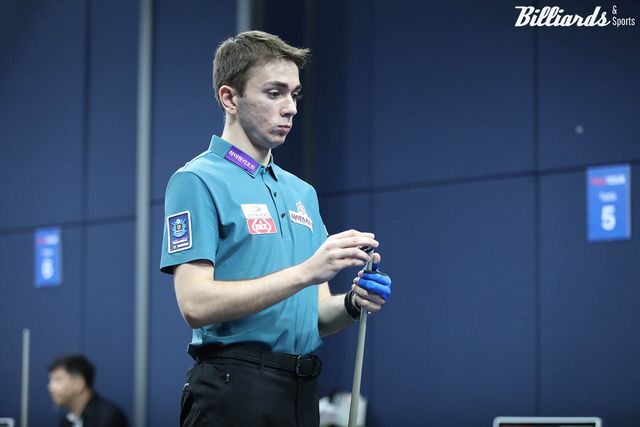 하샤시는 128강전에서 박지호를 3-0으로 꺾고 64강에 올라왔다.