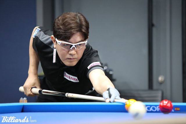 김재근(크라운해태)은 3-1로 김성민2를 누르며 64강에 올라갔다.