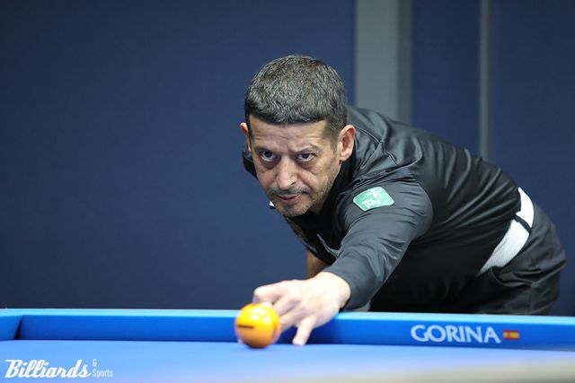 초클루는 계속된 뱅크 샷 실패로 좀처럼 점수를 내지 못하면서 0-3으로 김임권(웰컴저축은행)에게 완패했다.