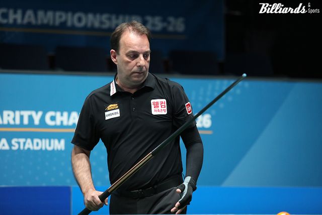 개막전 준우승자 산체스는 노련한 경기 운영으로 64강전을 승리하며 32강에 진출했다.&nbsp;