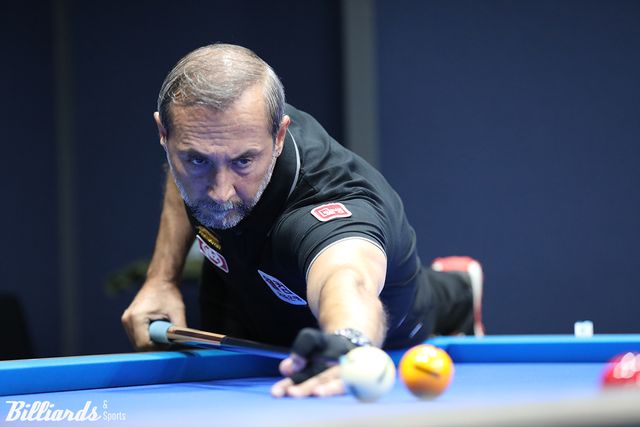 최근 PBA 투어 우승과 준우승을 차지한 파이널리스트들이 64강에서 대거 탈락한 가운데 지난 시즌 월드챔피언십 우승자 세미 사이그너와 개막전 준우승자 다니엘 산체스(이상 웰컴저축은행)가 32강에 살아남았다.&nbsp; 사진=고양/이용휘 기자