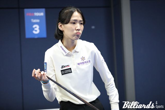 김다희는 시즌 첫 8강 진출을 노렸으나 16강에서 '복병' 박예원에게 세트스코어 1-3으로 패하고 말았다.