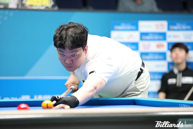 와일드카드로 3차 투어에 출전한 이대웅의 돌풍이 16강에서 소멸했다. 이대웅은 9일 열린 16강전에서 일본의 모리 유스케(에스와이)에게 0-3으로 패했다.&nbsp; 사진=고양/이용휘 기자