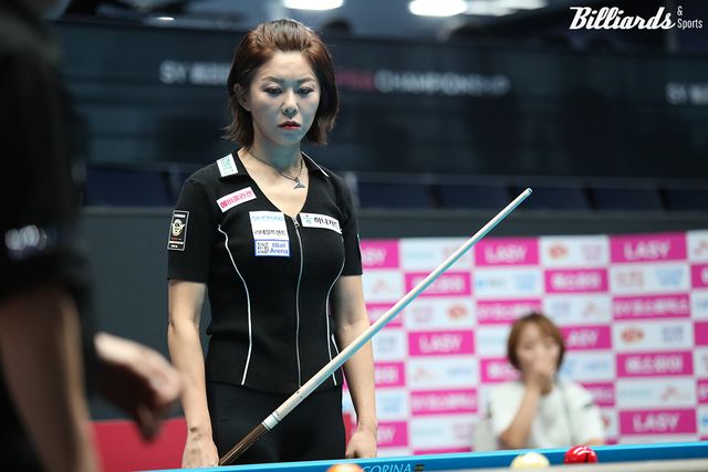 김가영은 64강전에서 10연승을 달리며 32강에 올라왔으나, 최근 투어에서 처음 25점을 완주하지 못하고 승리를 거뒀다.&nbsp;