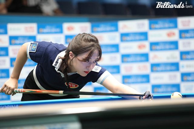 정보윤(하림)은 막판 역전승으로 김도경을 꺾고 64강에 진출했다.&nbsp;