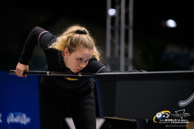 서서아를 꺾고 8강에 오른 크리스티나 트카치(AIN).