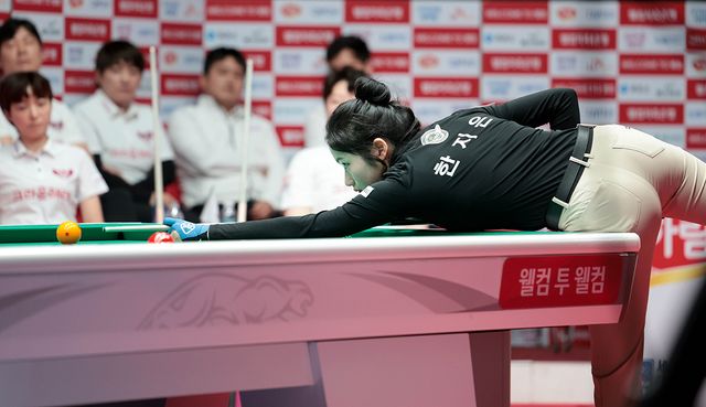 2세트에서 혼자 9점을 치며 맹활약한 한지은(에스와이).&nbsp;&nbsp;사진=PBA 제공