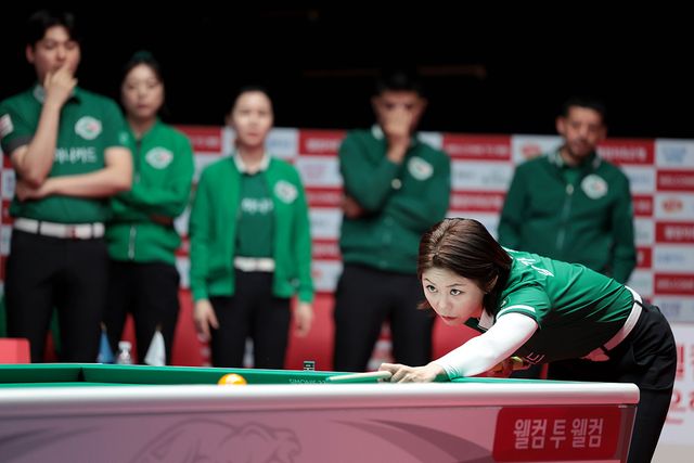 하나카드가 연이틀 2세트와 6세트를 승리한 김가영의 활약에 힘입어 하이원리조트를 4-1로 꺾고 선두에 올라섰다.&nbsp; 사진=PBA 제공