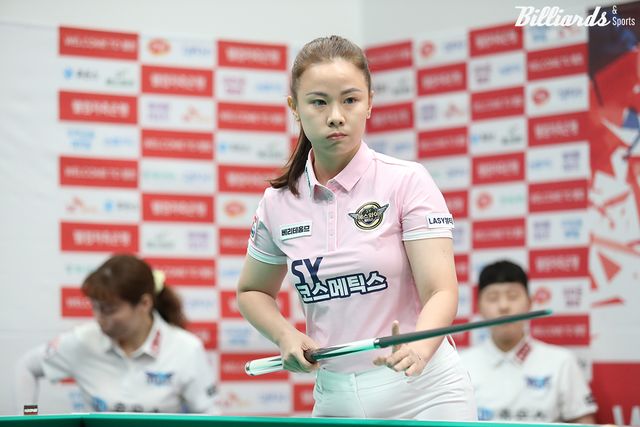 에스와이의 응우옌호앙옌니(베트남)는 2세트 여자복식에서 6점을 치며 승리를 이끌었다.