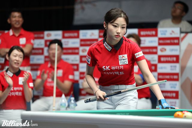 조예은(SK렌터카)은 2세트에서 6점을 치며 활약했다.&nbsp;&nbsp;사진=이용휘 기자