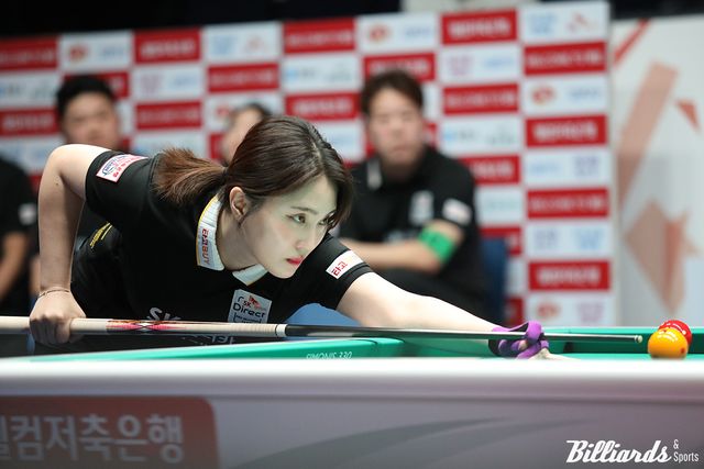 4세트 혼합복식과 6세트 여자단식에서 2승을 거두며 팀 승리를 견인한 강지은(SK렌터카).