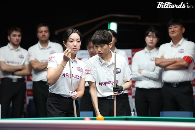 4세트 초구에 퍼펙트큐를 친 전지우-임성균(하이원리조트).