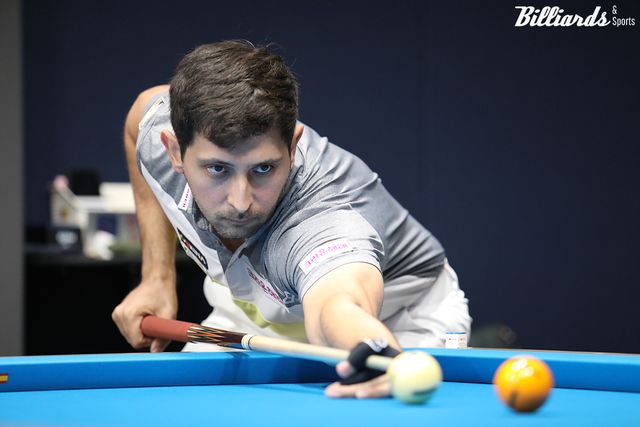 다비드 마르티네스(크라운해태)는 와일드카드 용운행을 3-0으로 가볍게 제압하고 64강에 올라갔다.