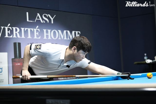 주시윤은 세트스코어 3-0으로 오정수를 꺾고 64강에 진출했다.