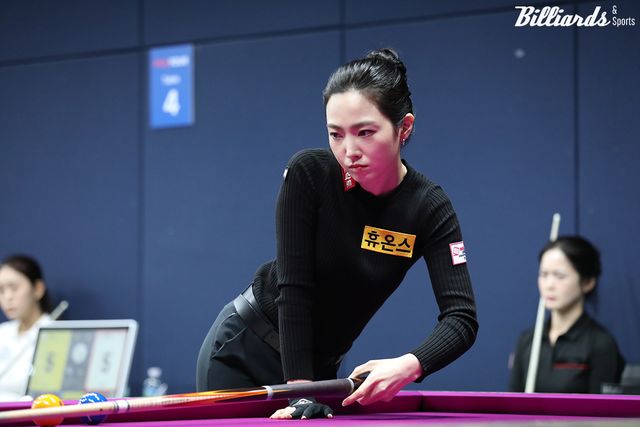 32강에서 탈락한 차유람(휴온스).