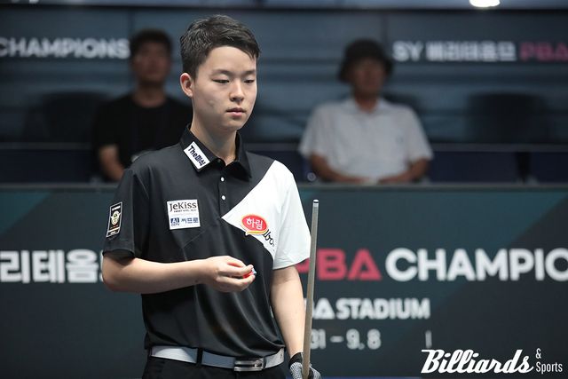 시즌 초반 부진을 씻고 1.9대의 애버리지로 32강에 진출한 김영원.