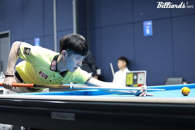 김임권(웰컴저축은행)은 원호수를 3-0으로 누르며 3년여 만에 16강을 밟았다.