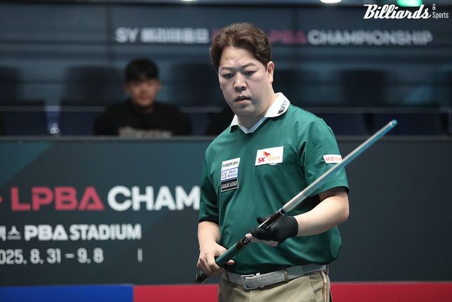 강동궁(SK렌터카)은 장남국에게 승부치기에서 0 대 1로 져 탈락했다.