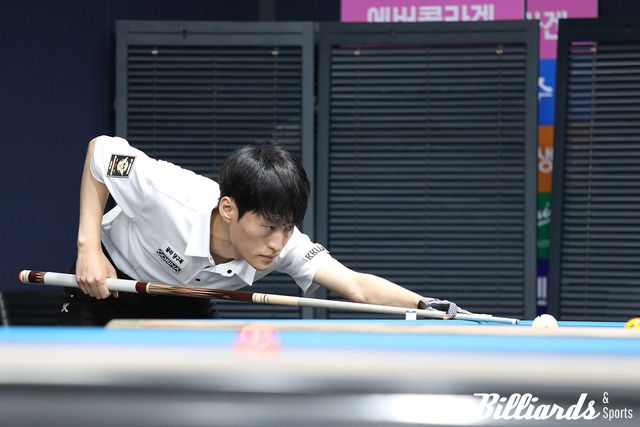 '루키' 김홍민은 1.926의 애버리지로 에디 레펀스를 물리치고 32강에 올랐다. 김홍민의 다음 상대는 최성원이다.