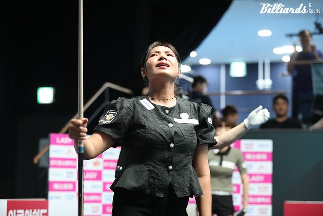 스롱 피아비(우리금융캐피탈)가 5일 열린 8강전에서 세트스코어 3-2로 임정숙(크라운해태)을 꺾고 준결승에 진출했다.