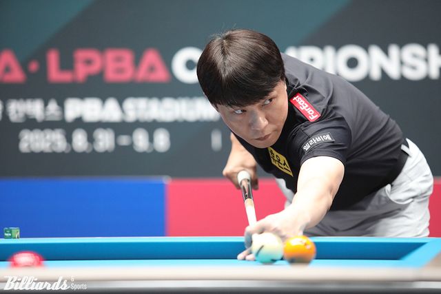 32강에 진출한 최성원(휴온스).