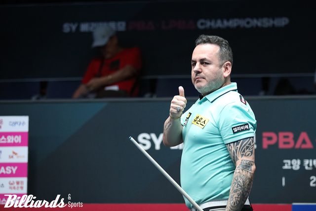 김영원을 꺾고 8강에 오른 로빈슨 모랄레스.