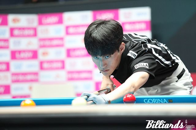 최성원과 32강 대결 중인 김홍민