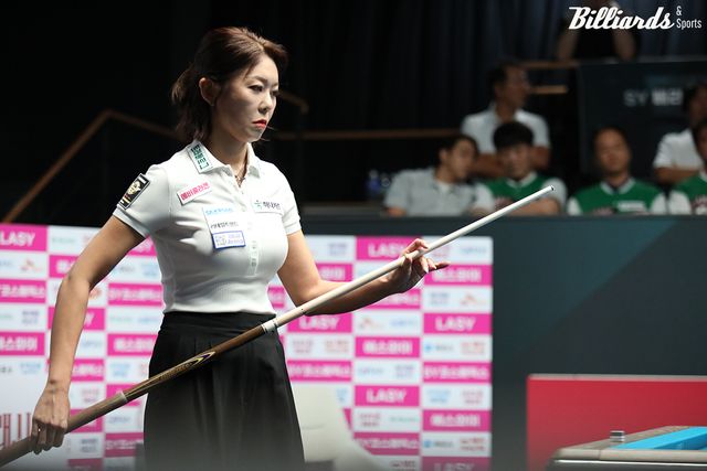 결승 후반부에 뱅크 샷 공격력이 살아난 김가영.