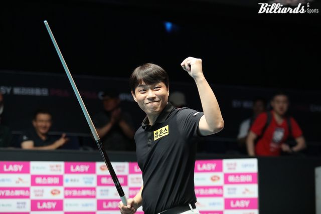 최성원(휴온스)이 7일 열린 4차 투어 8강전에서 모리 유스케(에스와이)를 3-1로 꺾고 준결승에 진출했다. 사진=고양/이용휘 기자