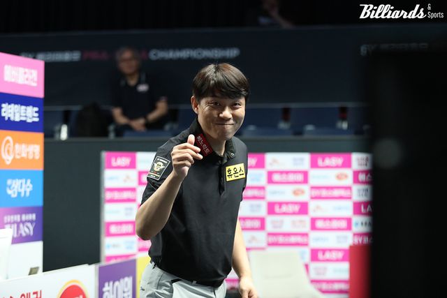 16강전에서 최성원(휴온스)은 애버리지 3.000을 기록하며 최원준1(웰컴저축은행)을 3-0으로 제압했다.