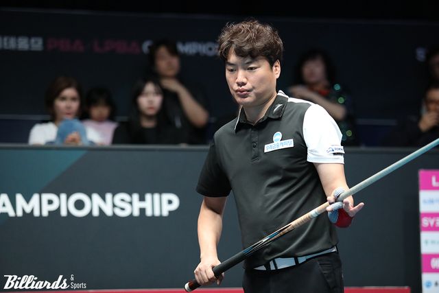 강민구는 지난 시즌에 이어 2년 연속 에스와이 챔피언십 4강에 올랐다.