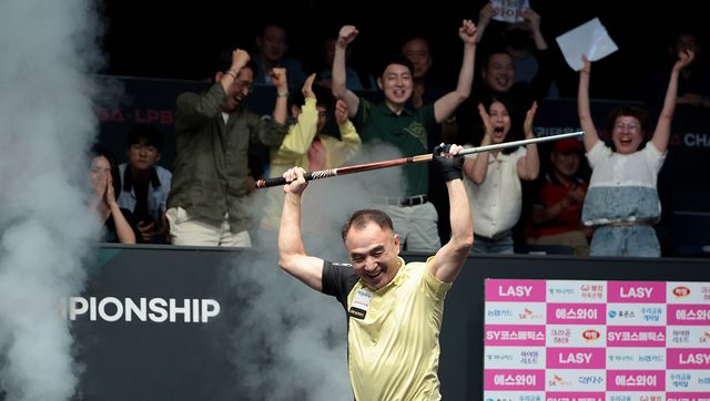 이승진(55)이 8일 밤 9시에 열린 4차 투어 결승전에서 최성원(휴온스)을 세크스코어 4-1로 꺾고 프로당구 첫 우승을 차지했다.&nbsp; 사진=PBA 제공
