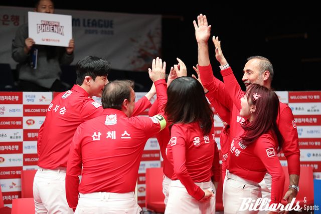 하나카드를 제치고 종합순위 2위로 정규리그를 마친 웰컴저축은행.
