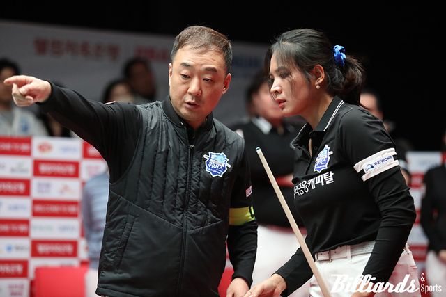 스롱 피아비와 주장 엄상필