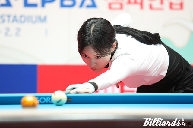 서한솔이 패색 짙던 김민아와의 승부를 승부치기에서 뒤집고 16강 진출에 성공했다. 사진=고양/이용휘 기자