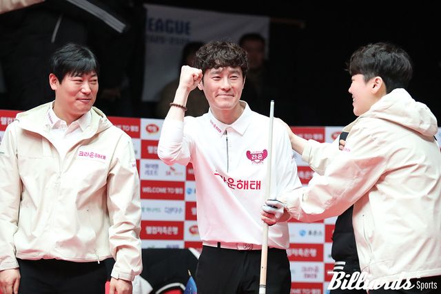 다비드 마르티네스의 대체 선수로 선발된 김임권이 이틀 연속 7세트에서 승리하며 팀 승리를 책임졌다. 사진=고양/이용휘 기자