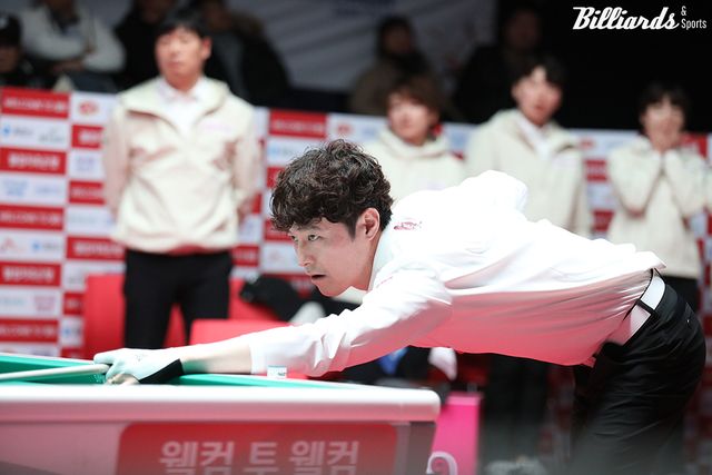 김임권(크라운해태)은 7세트에서 전날에 이어 승리를 거뒀다.