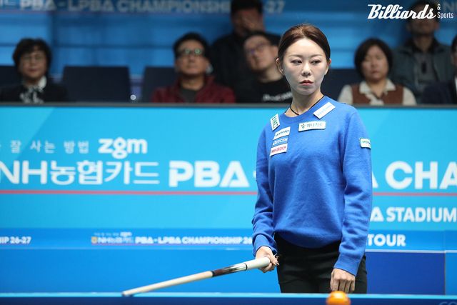 아쉽게 패해 8강에서 탈락한 김가영.