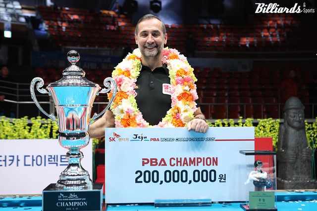 23-24시즌에 데뷔한 세미 사이그너(웰컴저축은행)는 데뷔전과 월드챔피언십을 우승하며 총 3억7400만원의 상금을 획득했다.