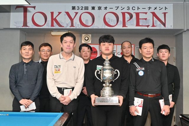 이번 대회 입상자들.