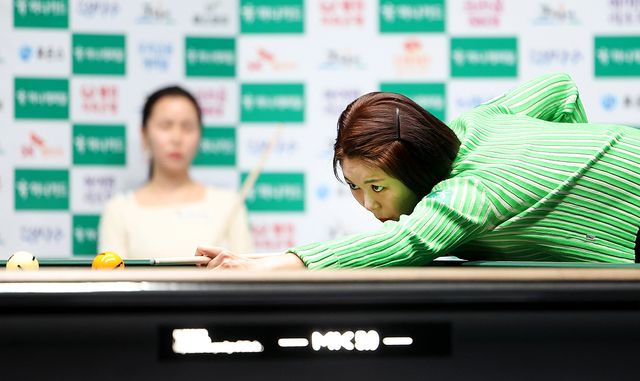 김가영은 상대전적에서 압도적 우위를 보인 김진아를 최종전에서 다시 한번 제압하고 A조 2위로 16강에 진출했다.