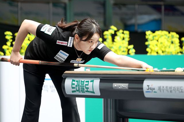 김민아가 최종전에서 사카이 아야코를 꺾고 본선 16강에 진출했다. 사진=PBA