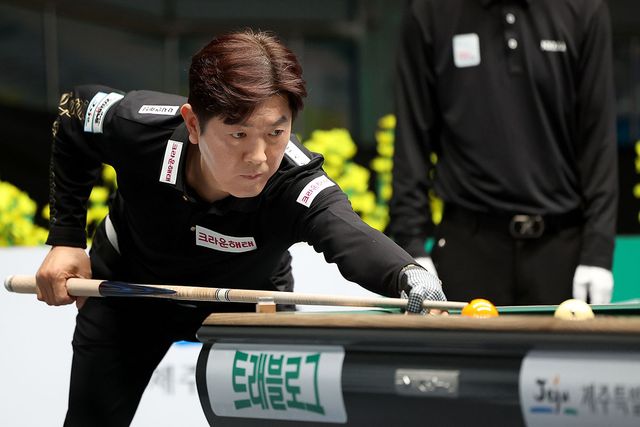 최종전에서 강동궁을 제압하고 16강에 오른 김재근