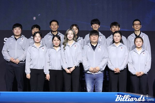 국가대표로 선발된 선수들. (윗줄 왼쪽부터 시계방향으로) 이대규, 고태영, 허정한, 최다영, 송윤도, 황용, 이근재, 김하은 ,임윤미, 조명우, 서서아, 이하린, 허채원.&nbsp;